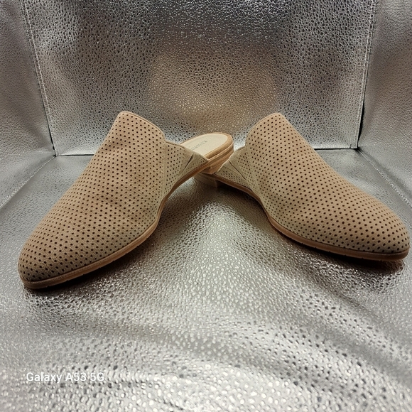 Kenneth Cole New York Shoes - Kenneth Cole Lt Brown Leather Mules Women's Size 7
